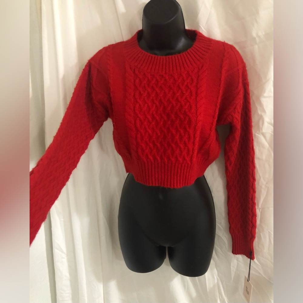 Sincerely Jules vibrant red fuzzy cableknit crop sweater‎ size XS brand new